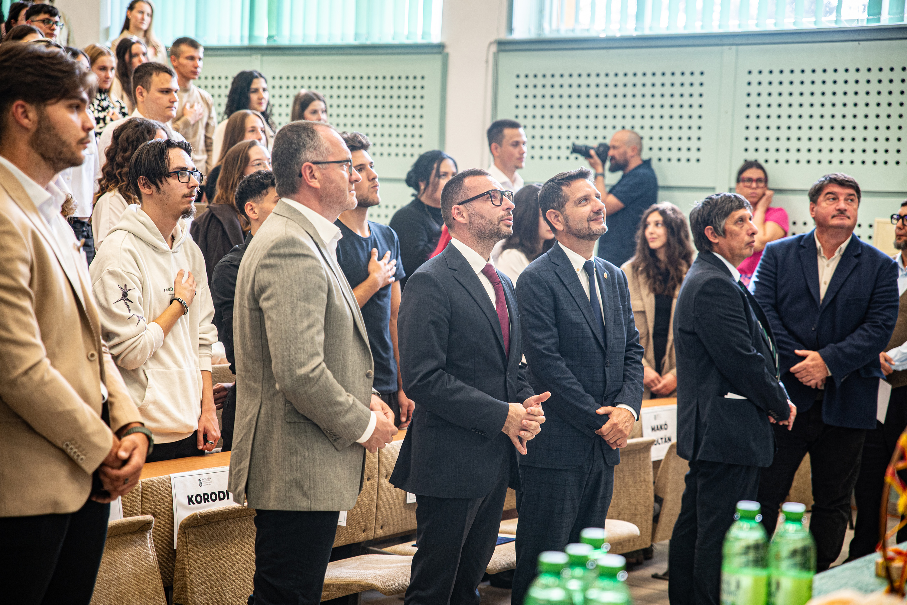 Küldetés: tudás, hit, közösség